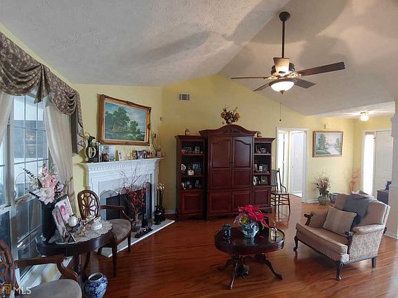 4th image of 771 Pennybrook Ln