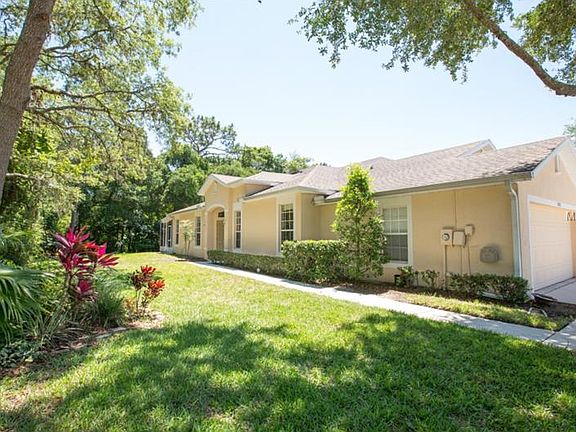 3rd image of 10721 Ashford Oaks Dr