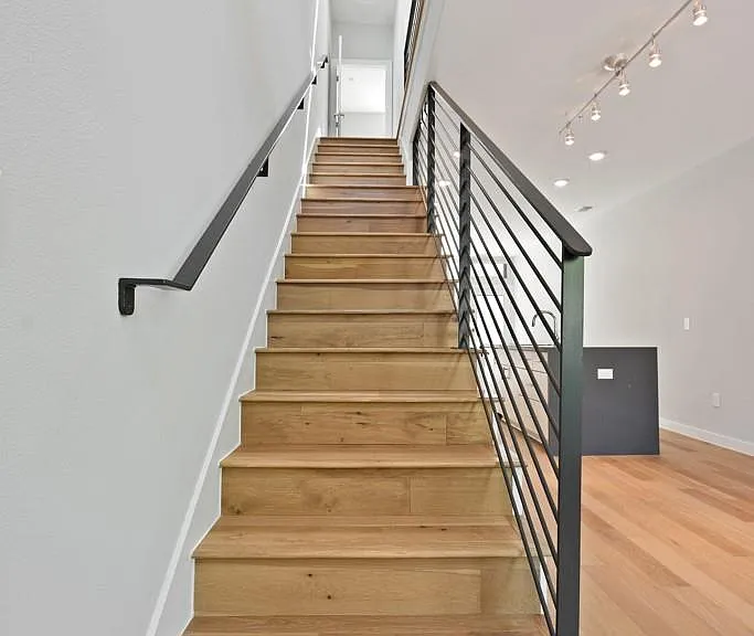 2002 E 7th St #246 — Photo 16