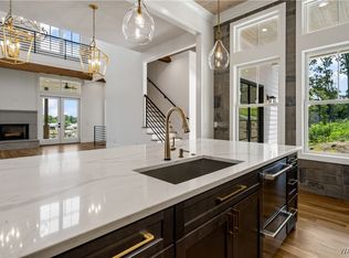 14898 Edgewater Dr, Northport, AL 35475