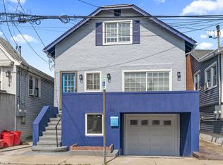 73 Rochester Ave #1, Long Beach, NY 11561