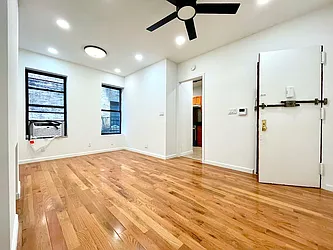 Rented by Safdie Realty Group