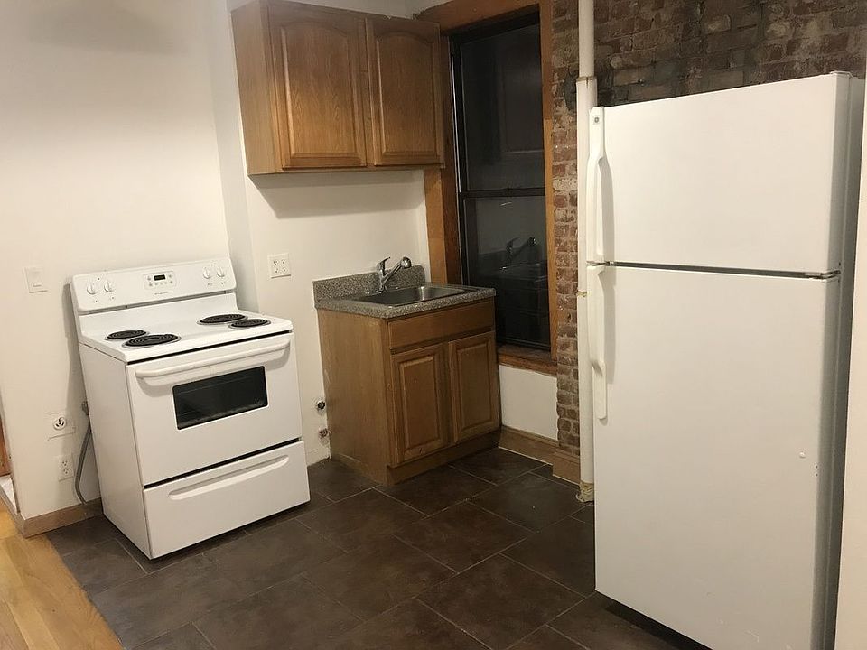2nd image of 1278 1st Ave APT 12