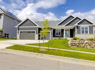 10414 Hollow Aspen Ln, Verona, WI 53593
