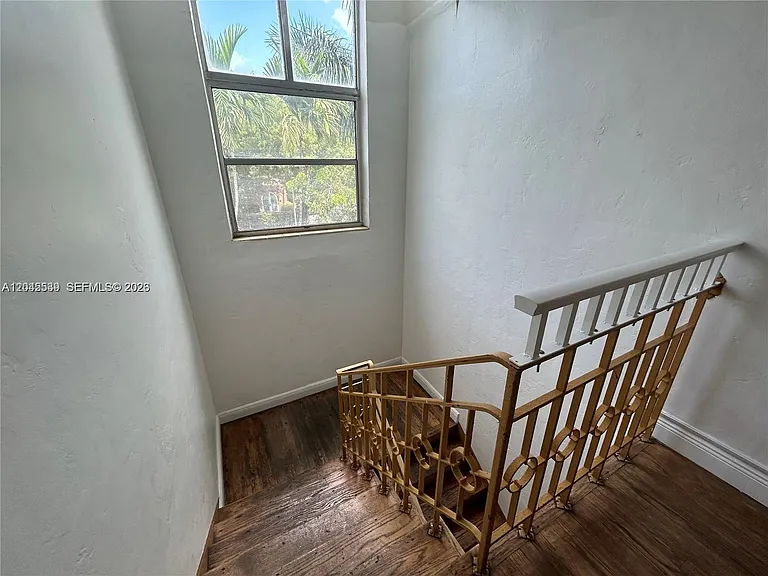 900 Jefferson Ave #9 — Photo 17