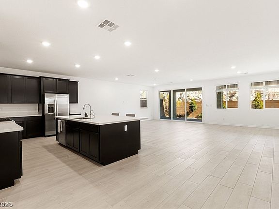 5th image of 9986 Joshua Foothills St