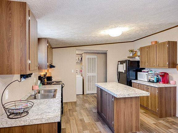 5th image of 222 Bogeyville Rd