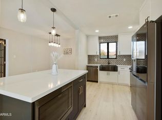 7008 N 11th Way, Phoenix, AZ 85020