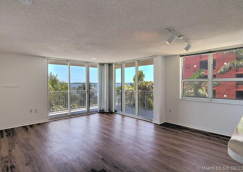 1st image of 1115 Brickell Bay Dr #211