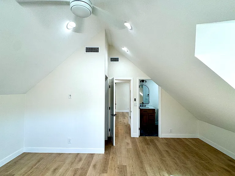 187 Virginia Pl — Photo 30