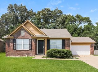 495 Oakland Hills Dr, Oakland, TN 38060