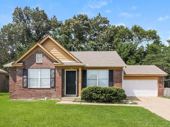 495 Oakland Hills Dr