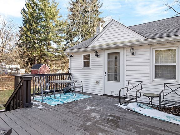 3rd image of 1707 Congress Lake Rd