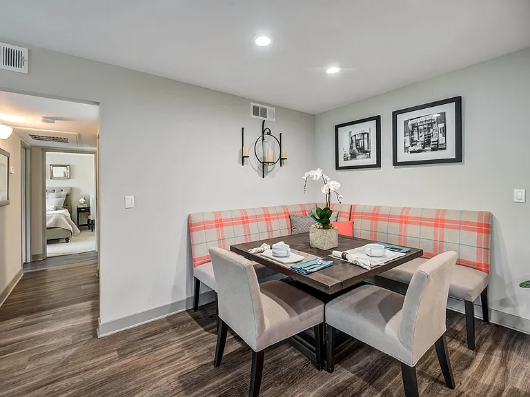 Sycamore Canyon Apartments — Photo 19