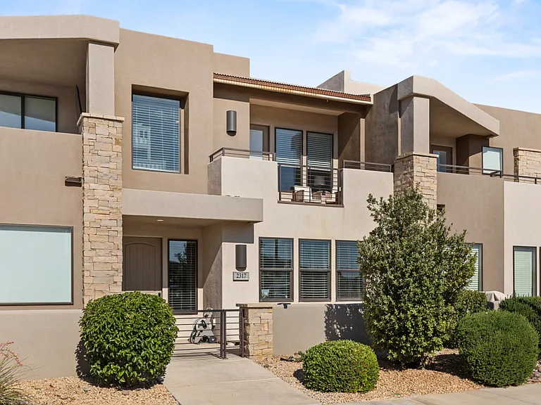 N Canyon Greens Dr — Photo 33