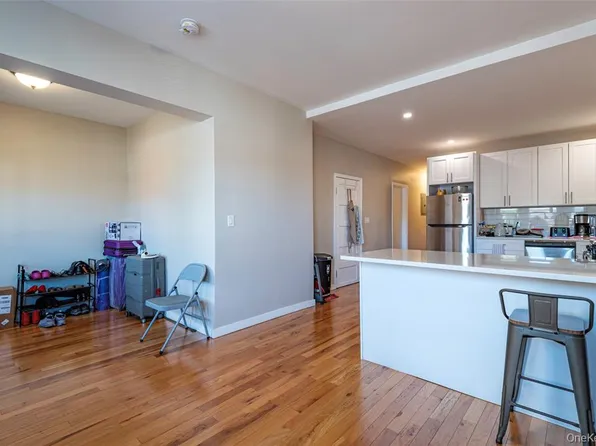 2916 Heath Avenue image 16 of 35