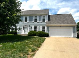 11837 Mackey St, Overland Park, KS 66210