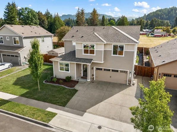 451 Jasmine Lane N, Enumclaw, WA 98022