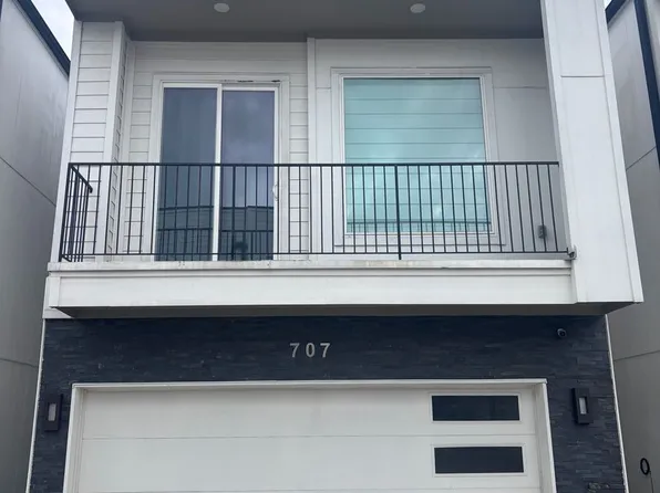 707 Apogee Trl, Houston, TX 77022