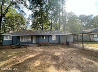221 Sykes Rd, Jackson, MS 39212
