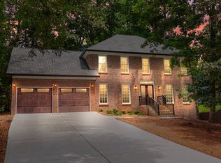 127 N Lakeside Dr NW, Kennesaw, GA 30144