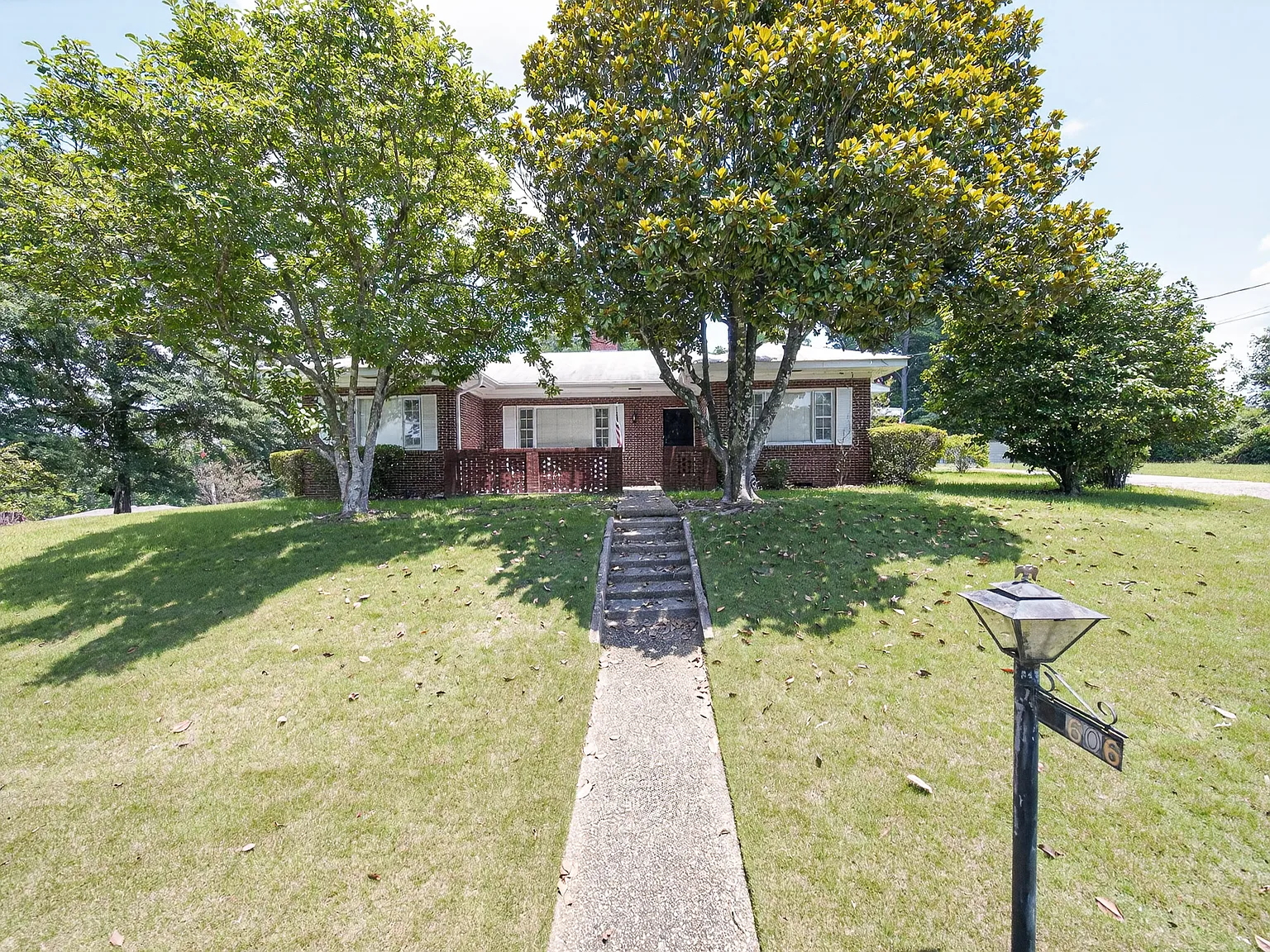 606 Harper Road - 1 — Photo 1