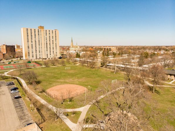 1304 Nicolet Pl, Detroit, MI 48207