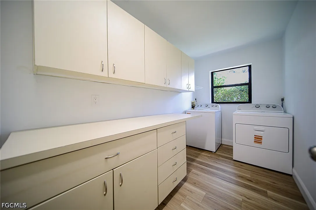 3 bed, 2.0 bath, 1622 sqft, $2,900 — Photo 1