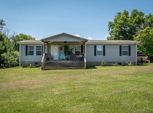 7936 Woodmont Dr, Tuscumbia, AL 35674