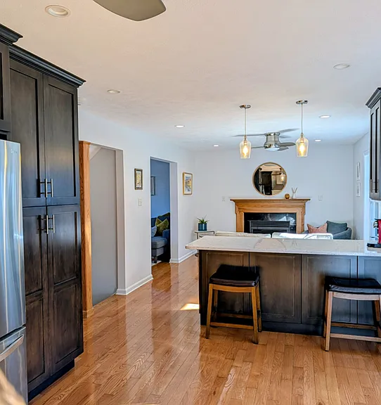 1702 James Ave — Photo 8