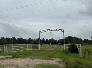 4374 Belton Ln, Anahuac, TX 77514
