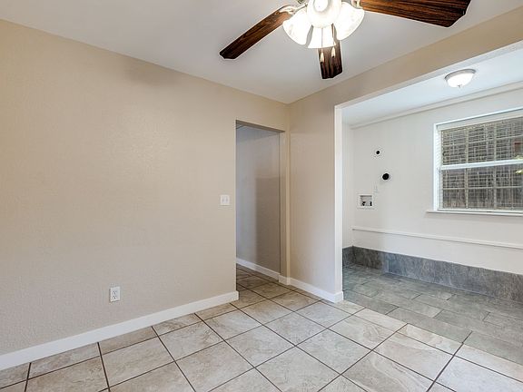5th image of 346 Leming Dr APT A
