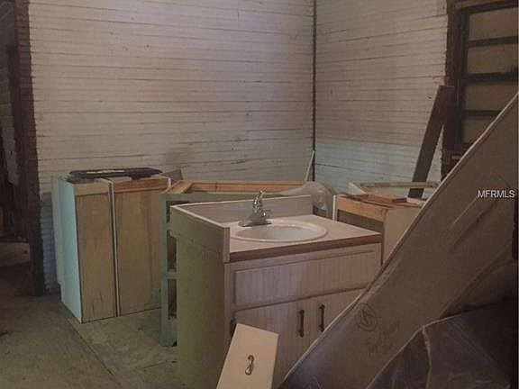 5th image of 3608 E 23rd Ave