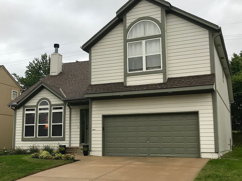 1st image of 7935 W 142nd Ter