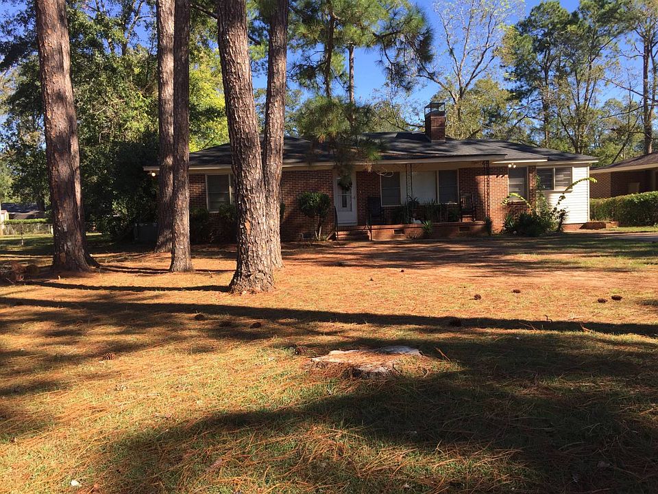 2nd image of 2019 Whispering Pines Rd