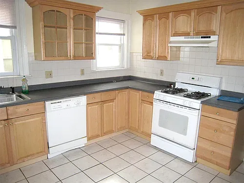 183 College Ave #2 Photo 1