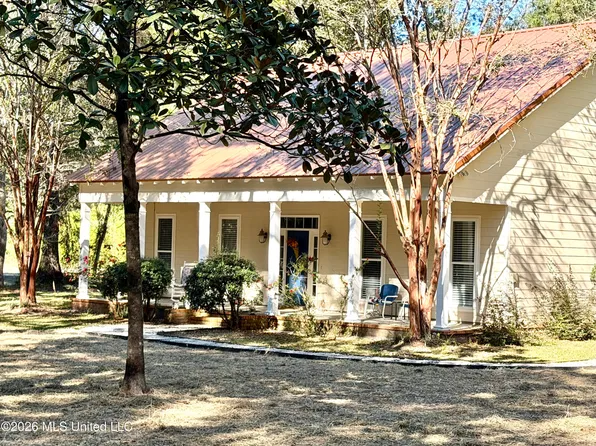 4809 Ashmore Ridge Dr, Vancleave, MS 39565