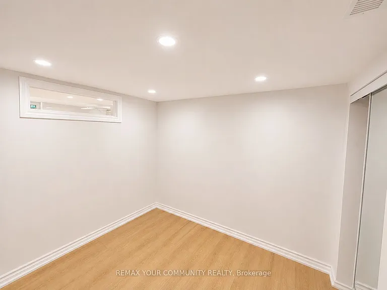 135 Libby Blvd — Photo 10