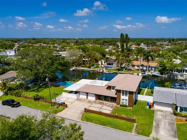 1449 45th Ave NE, Saint Petersburg, FL 33703