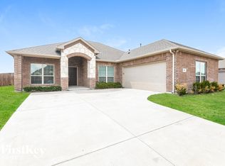 201 Camden St, Red Oak, TX 75154