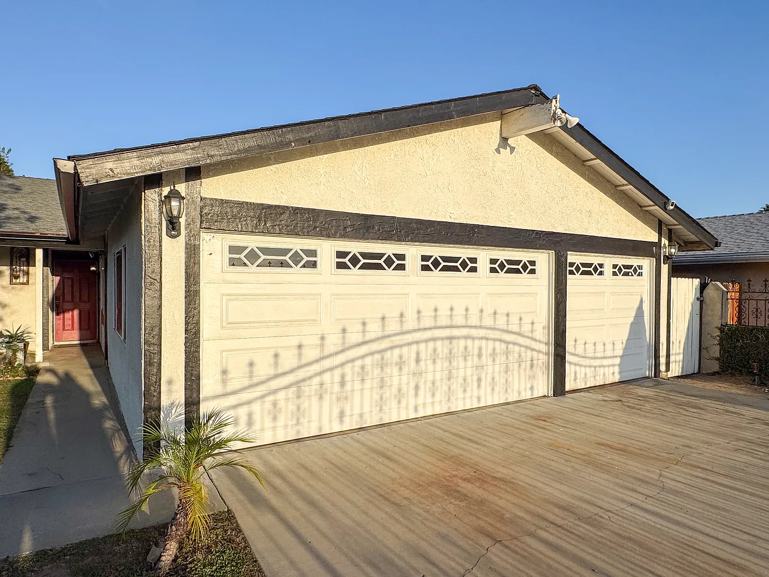 3 bed, 1304 sqft, $4,000 — Photo 3