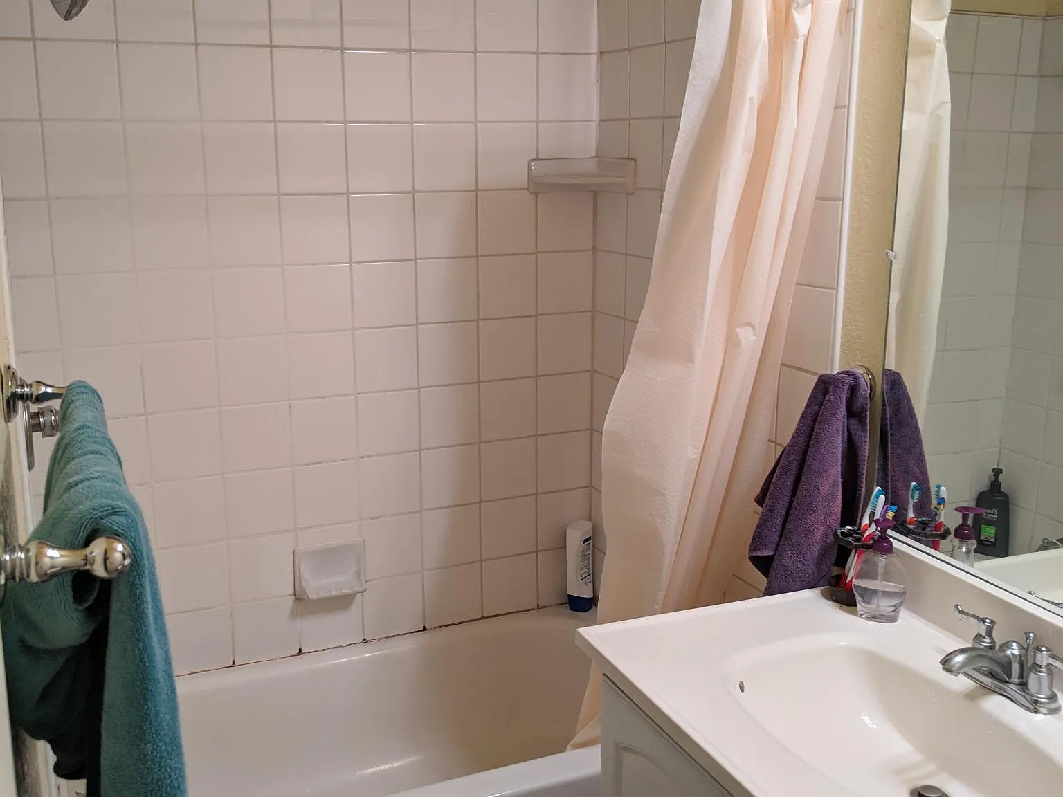 2 bed, 2.5 bath, 1478 sqft, $4,200 — Photo 3