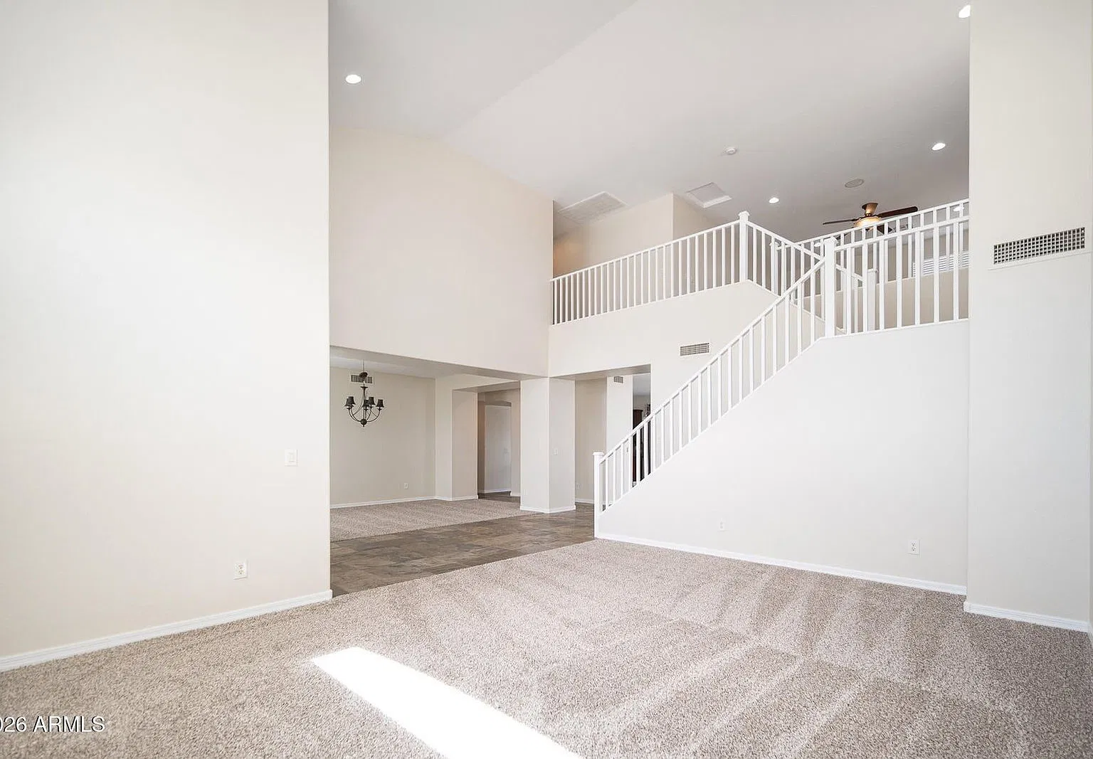 5 bed, 3.0 bath, 4015 sqft, $3,000 — Photo 4