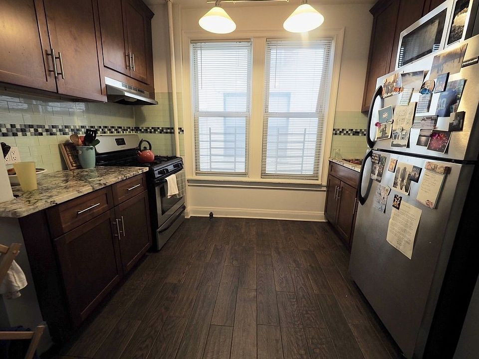 1st image of 3431 43rd St APT 1R
