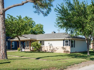 411 S Avenue H, Olney, TX, 76374