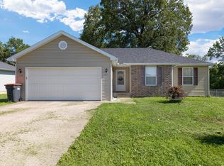 205 Eagle Nest, Cassville, MO 65625