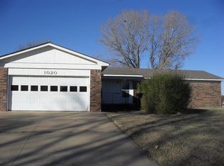 1020 Highland Dr, Arkansas City, KS 67005