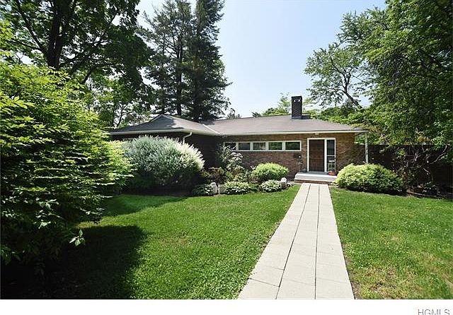 1st image of 28 Plainview Ave