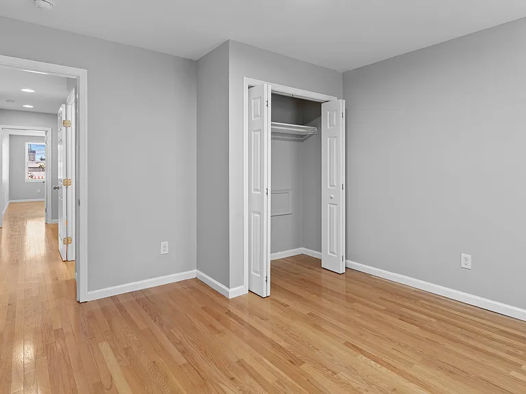 513 S Chester St — Photo 14