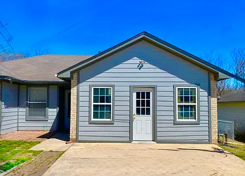 2500 Ashley Way Photo 1
